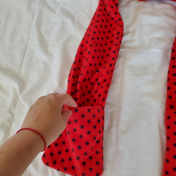 Scraf - Picture 2 of 7